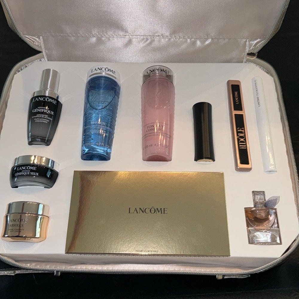 Lancôme Bundle w/10 Pcs, Beautiful Makeup Case, NEW, $588Retail